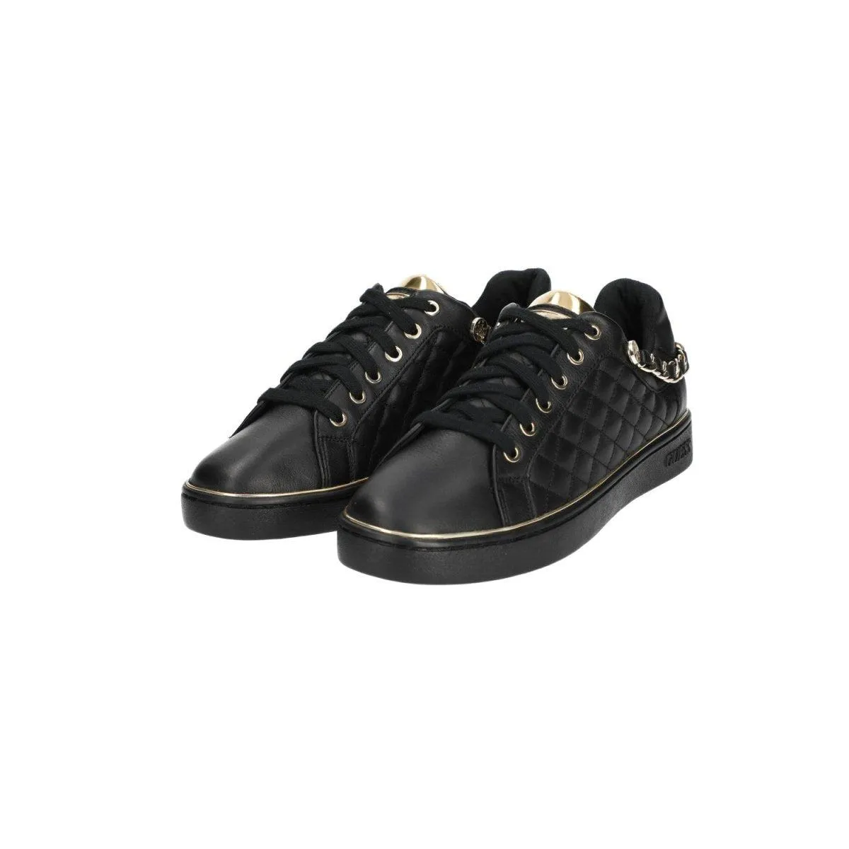 Guess Brisco Low-Top Sneakers Black Colour For Women