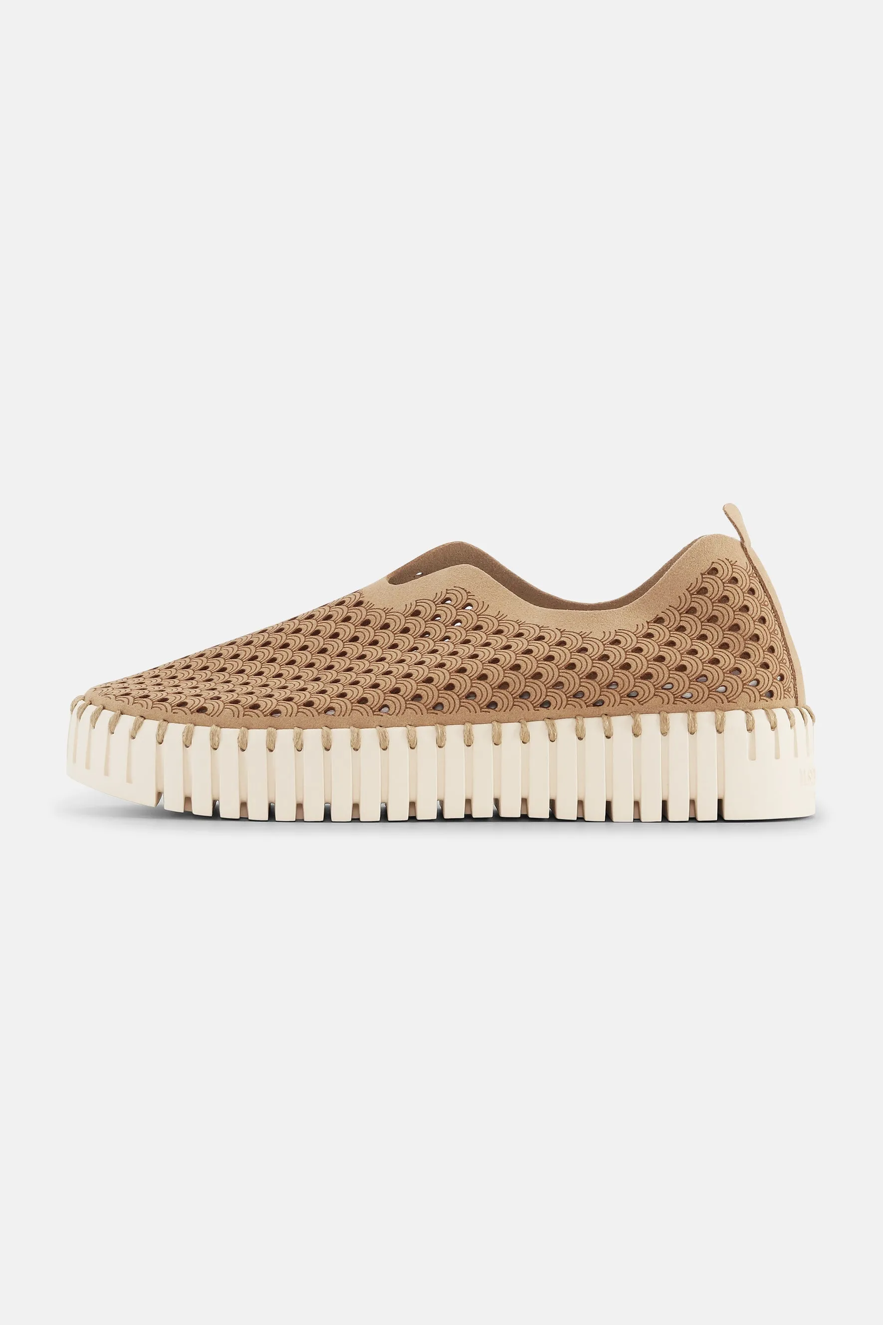 Ilse Jacobsen Hornbæk Tulip3373 Platform Sneakers  | Latte 110