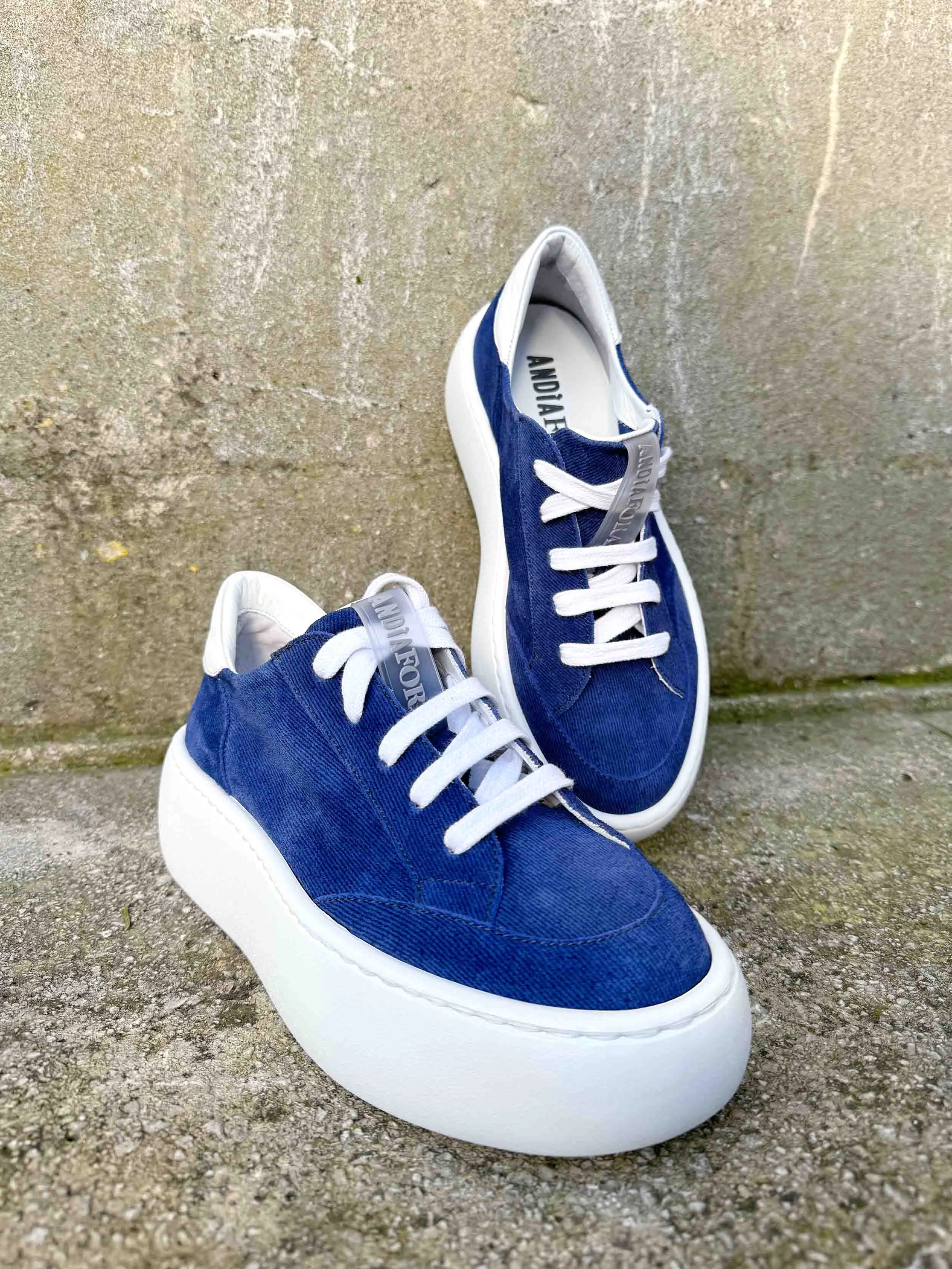 'Izar' Suede-Jeans Lace Up Sneakers - Blue