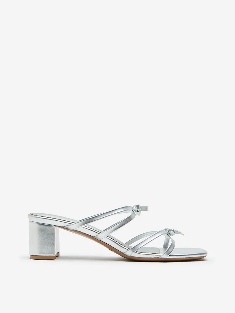 LUNA BLU Silver Bow Pattern Block Heel Sandals