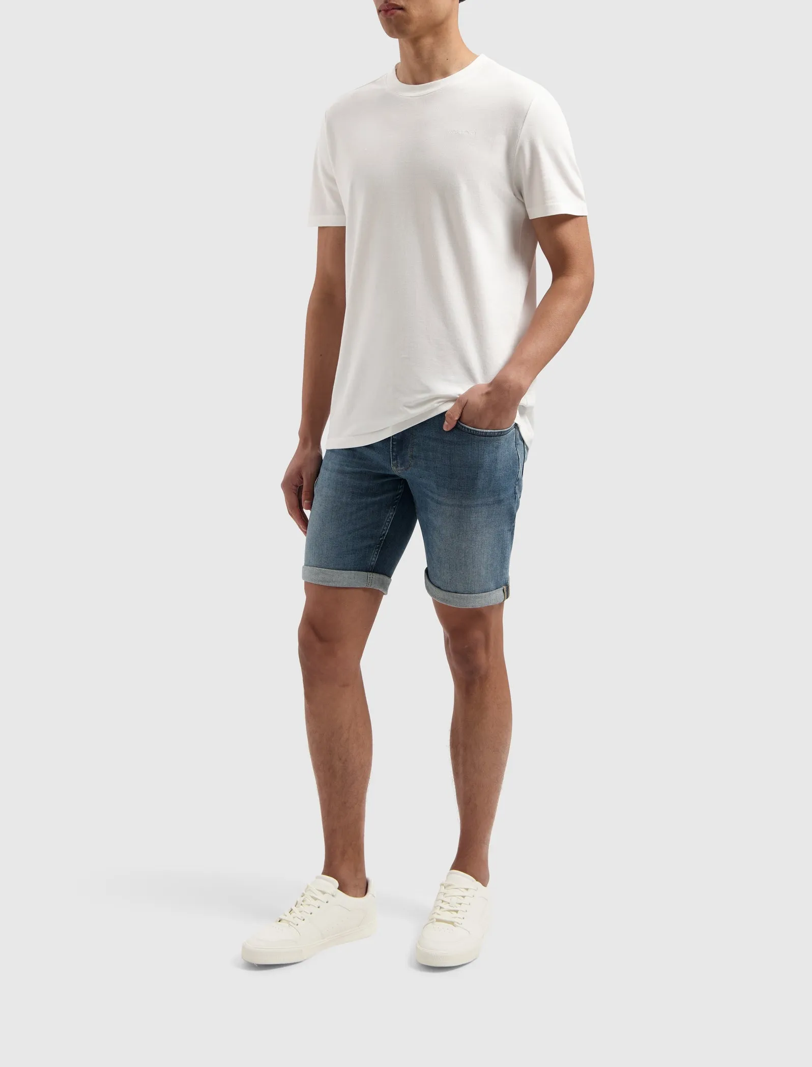 The Steve Skinny Fit Shorts | Denim Dark Blue